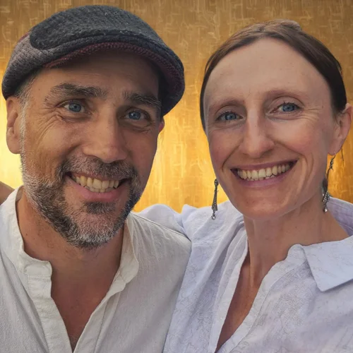 SLOW & AWARE TEAM (4 HANDED MASSAGE)